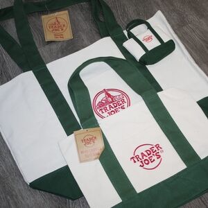 Trader Joe's Green and White Tote Bag Set Of 3